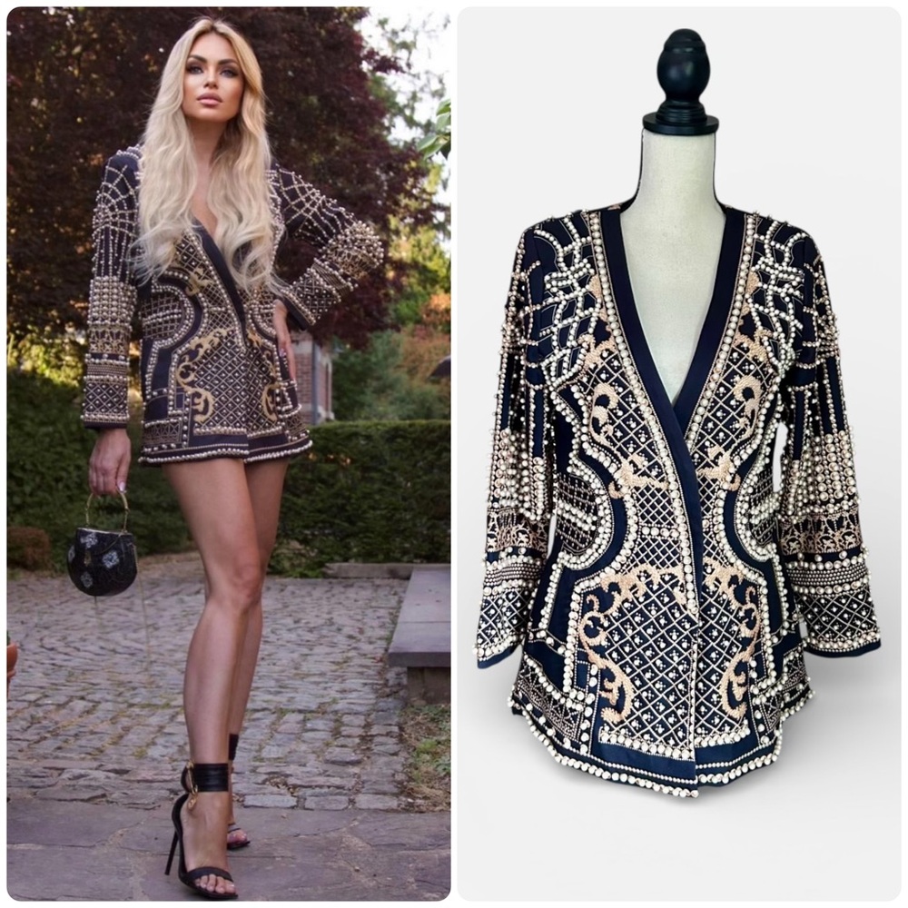 Elegant Black and Gold Mini Dress